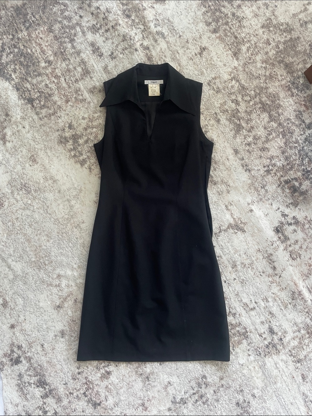 Vertigo Paris Black Wool-Blend Sleeveless Collared Mini Dress
